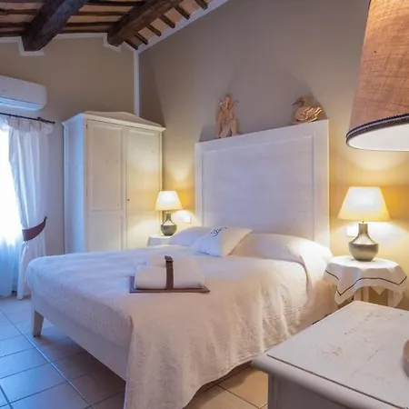 Borgo San Faustino Country Relais And * Morrano