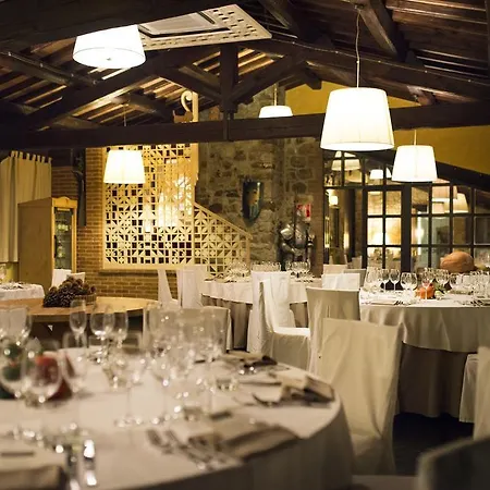 Borgo San Faustino Country Relais And *