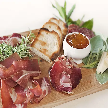 Borgo San Faustino Country Relais And *