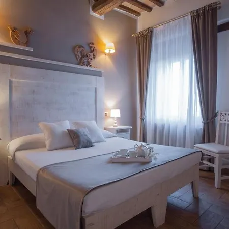 Farm stay Borgo San Faustino Country Relais And