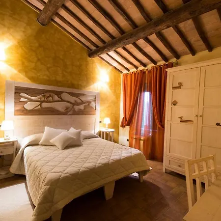 Farm stay Borgo San Faustino Country Relais And *