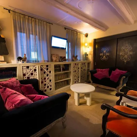 Farm stay Borgo San Faustino Country Relais And
