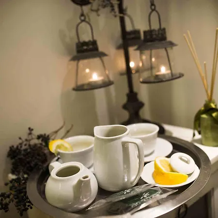 Farm stay Borgo San Faustino Country Relais And