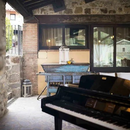 Farm stay Borgo San Faustino Country Relais And Morrano
