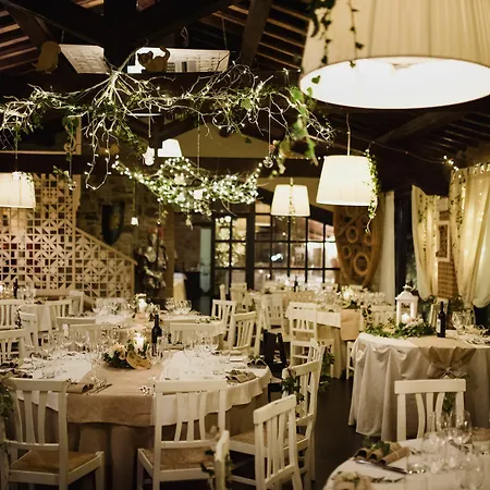 Borgo San Faustino Country Relais And Morrano