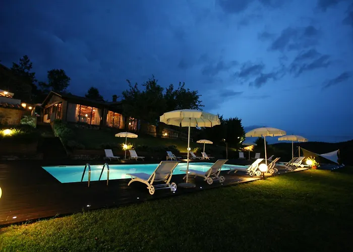 Farm stay Borgo San Faustino Country Relais And