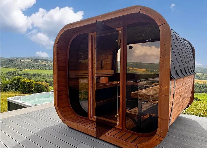 Borgo San Faustino Country Relais And Farm stay *