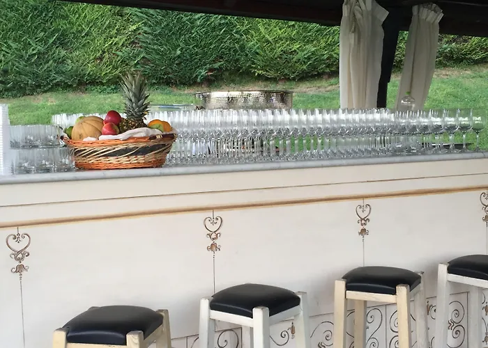 Farm stay Borgo San Faustino Country Relais And *