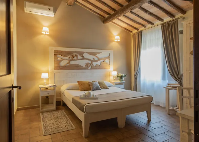 Farm stay Borgo San Faustino Country Relais And